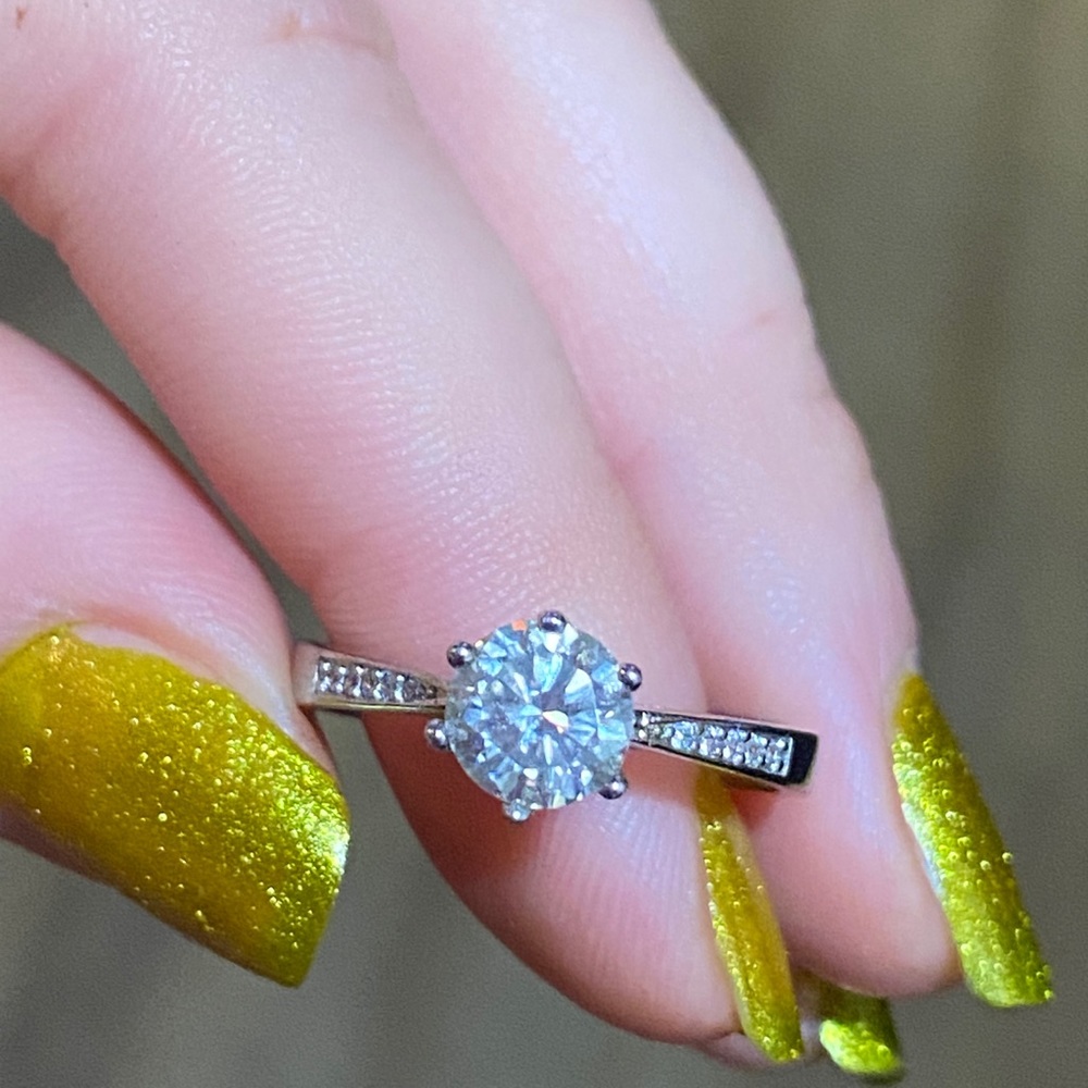 Moissanite diamond engagement ring